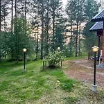 Maya, For Vacation Holidays Chalet Jaala
