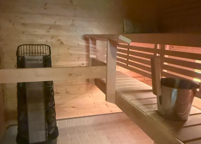 Maya, For Vacation Holidays Chalet Jaala